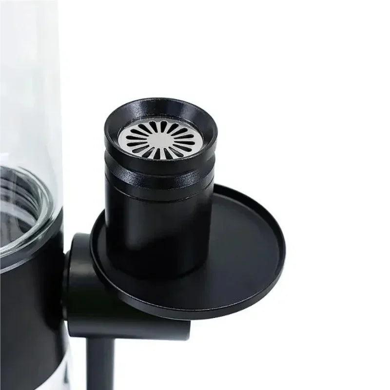 Modern hookah set with magnetic hose connector