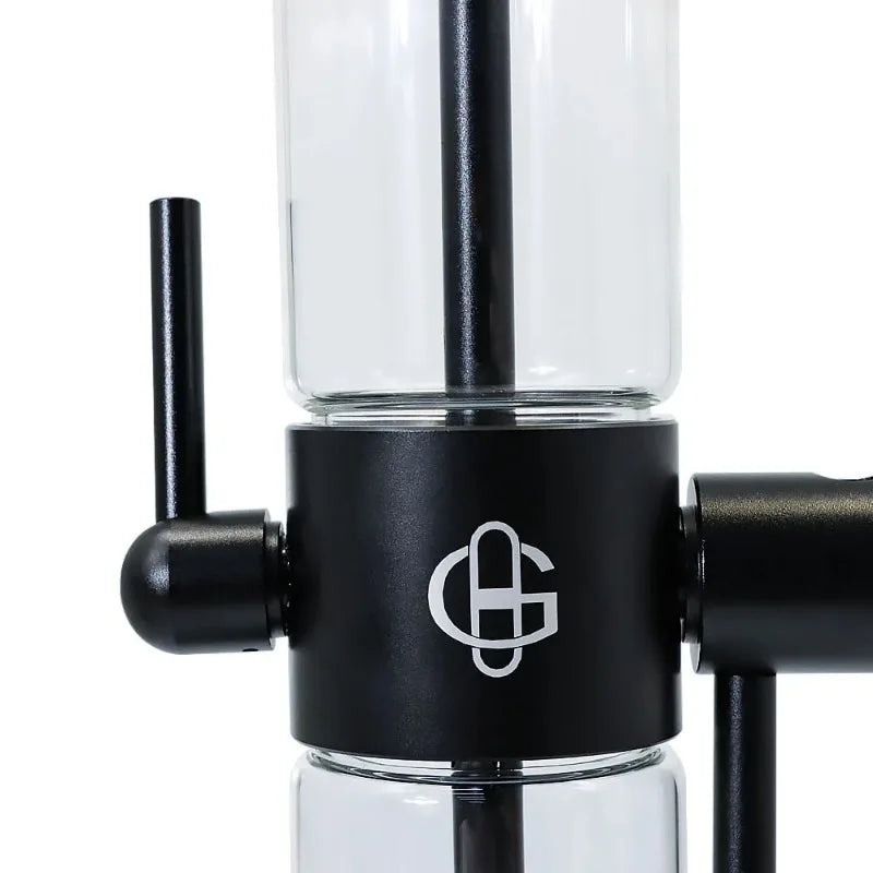 Modern hookah set with magnetic hose connector